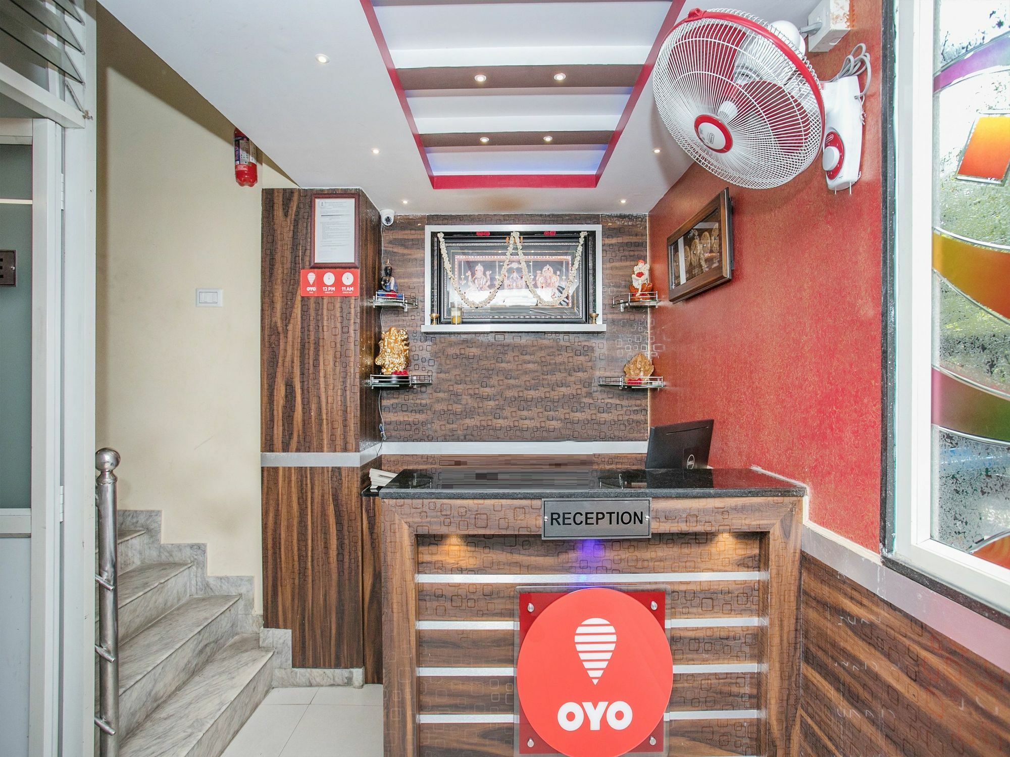Oyo 13594 Mathrushree Residency Hotel Bangalore Exterior foto
